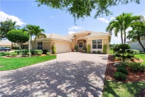 11218 NW 70th Ct, Parkland, FL 33076, Sold 06/28/22
