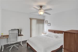 504 Woodgate Cir, Sunrise, FL 33326, Sold 07/08/22