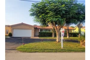 1425 NE 57th St, Fort Lauderdale, FL 33334, Sold 04/26/23