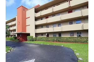 1501 NE 191st St, Miami, FL 33179, Sold 11/18/22