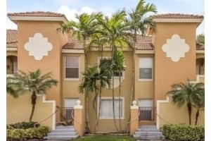 7930 NW 7th St APT 103, Pembroke Pines, FL 33024, Sold 07/20/22