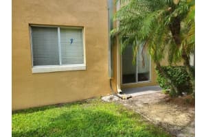 7930 NW 7th St APT 103, Pembroke Pines, FL 33024, Sold 07/20/22