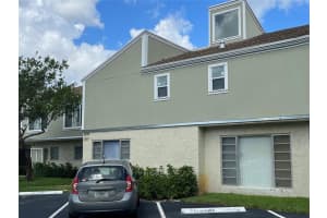 8111 Lagos De Campo Blvd G, Tamarac, FL 33321, Sold 07/21/22