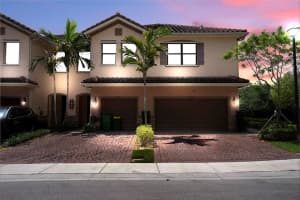 5996 NW 56th Pl, Tamarac, FL 33319, Sold 06/16/22