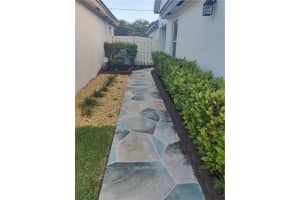 6776 NW 69th Ct, Tamarac, FL 33321, Sold 07/12/22