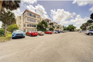4047 NW 16th St #305, Lauderhill, FL 33313, Sold 06/14/22