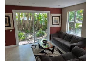 728 NE 7th Ave, Fort Lauderdale, FL 33304, Sold 05/31/22