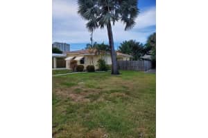 608 S Riverside Dr, Pompano Beach, FL 33062 - MLS#F10329783