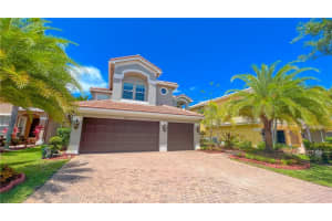 8260 Emerald Winds Cir, Boynton Beach, FL 33473, Sold 08/01/22