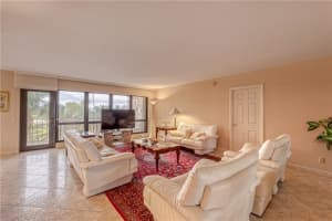 4900 N Ocean Blvd APT 310, Lauderdale-By-The-Sea, FL 33308, Sold 07/12/22