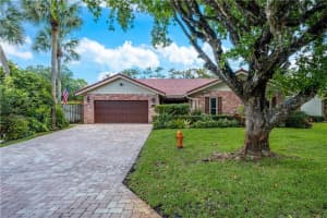 7105 NW 40th St, Coral Springs, FL 33065, Sold 06/27/22