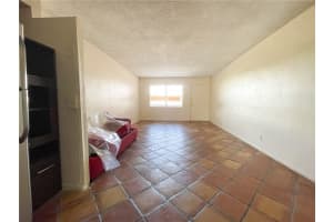 4011 Meridian Ave APT 28, Miami Beach, FL 33140, Sold 07/07/22