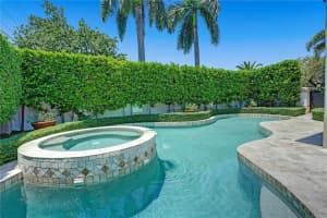 710 NE 24th Way, Fort Lauderdale, FL 33304, Sold 10/05/22