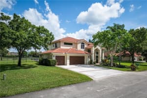 14001 Carlton Dr, Davie, FL 33330, Sold 06/24/22