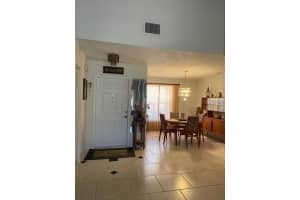 7215 NW 43rd St, Coral Springs, FL 33065, Sold 08/17/22