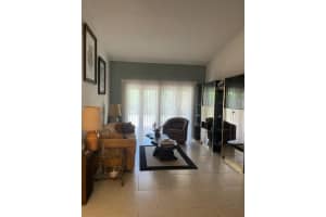 7215 NW 43rd St, Coral Springs, FL 33065, Sold 08/17/22