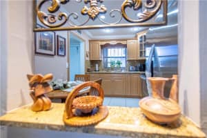 2540 W 67th Pl APT 204, Hialeah, FL 33016, Sold 06/21/22