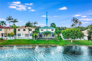 833 Vista Meadows Dr, Weston, FL 33327, Sold 07/07/22