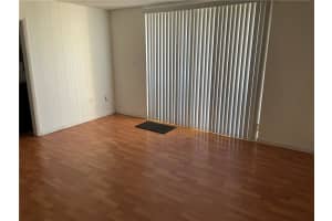 7010 NW 186th St #420, Hialeah, FL 33015, Sold 06/28/22