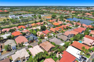 11570 SW 10th St, Pembroke Pines, FL 33025, Sold 10/17/22