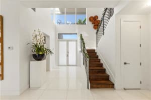 9975 NW 75th St, Doral, FL 33178, Sold 06/30/22