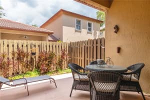 16217 Emerald Cove Rd, Weston, FL 33331, Sold 06/24/22