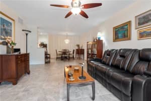 6329 Bay Club Dr, Fort Lauderdale, FL 33308, Sold 09/21/22