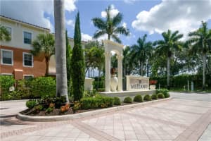 9873 Baywinds Blvd APT 5212, West Palm Beach, FL 33411, Sold 06/30/22