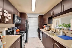 4076 NW 87th Ave #4076, Sunrise, FL 33351, Sold 06/17/22