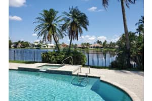 10071 NW 7th St, Plantation, FL 33324, Sold 09/09/22