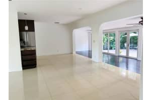 1660  Bel Air Ave, Lauderdale By The Sea, FL 33062 Sold 08/17/22