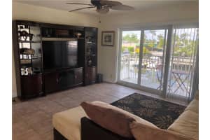 851 SE 22nd Ave APT 4, Pompano Beach, FL 33062, Sold 08/10/22