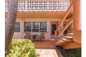 815 SW 10th Terrace #3v, Hallandale Beach, FL 33009, Sold 06/17/22