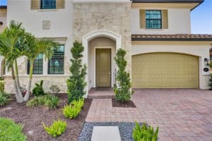 8555 E Baypoint Cir, Parkland, FL 33076, Sold 09/15/22