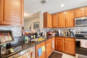 9271 Chambers St, Tamarac, FL 33321, Sold 06/22/22