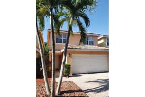 9264 NW 55th St, Sunrise, FL 33351, Sold 06/17/22