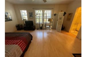 536 14th St APT 209, Miami Beach, FL 33139, Sold 08/10/22