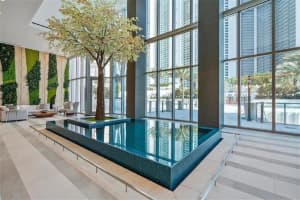 851 NE 1st Ave, Miami, FL 33132, Sold 11/03/22