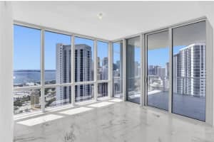 851 NE 1st Ave #3311, Miami, FL 33132, Sold 08/05/22