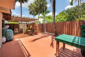 11925 SW 11th Ct, Davie, FL 33325, Sold 07/11/22