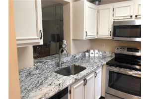 7740 NW 50th St APT 105, Lauderhill, FL 33351, Sold 07/12/22