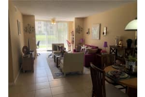 7740 NW 50th St APT 105, Lauderhill, FL 33351, Sold 07/12/22