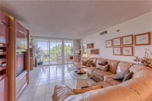 3000 NE 48th Ct APT 405, Lighthouse Point, FL 33064, Sold 07/15/22
