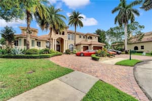 12535 Stoneway Ct, Davie, FL 33330, Sold 08/02/22