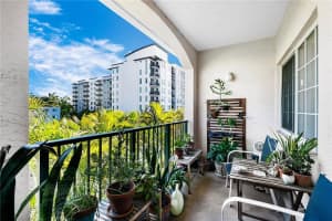 2015 SE 10th Ave APT 111, Fort Lauderdale, FL 33316, Sold 06/28/22