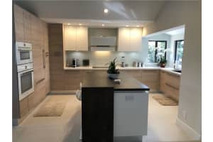 2430 NE 49th St, Lighthouse Point, FL 33064, Sold 07/06/22