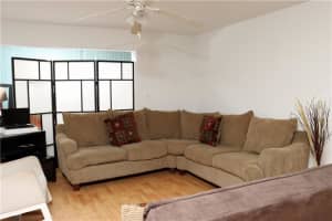 1550 NE 191st St, North Miami Beach, FL 33179, Sold 12/06/22