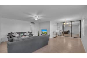 2455 NE 51st St e 102, Fort Lauderdale, FL 33308, Sold 07/13/22