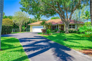 461 Mill Springs Ln, Plantation, FL 33325, Sold 07/06/22