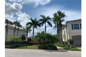 704 SW 2nd Ave, Pompano Beach, FL 33060, Sold 07/15/22
